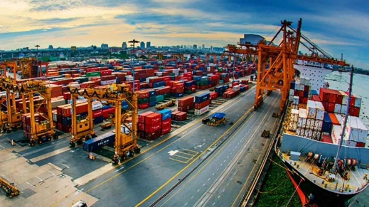 Exporters Will Compensate for Their Losses in Europe Through Distant Markets